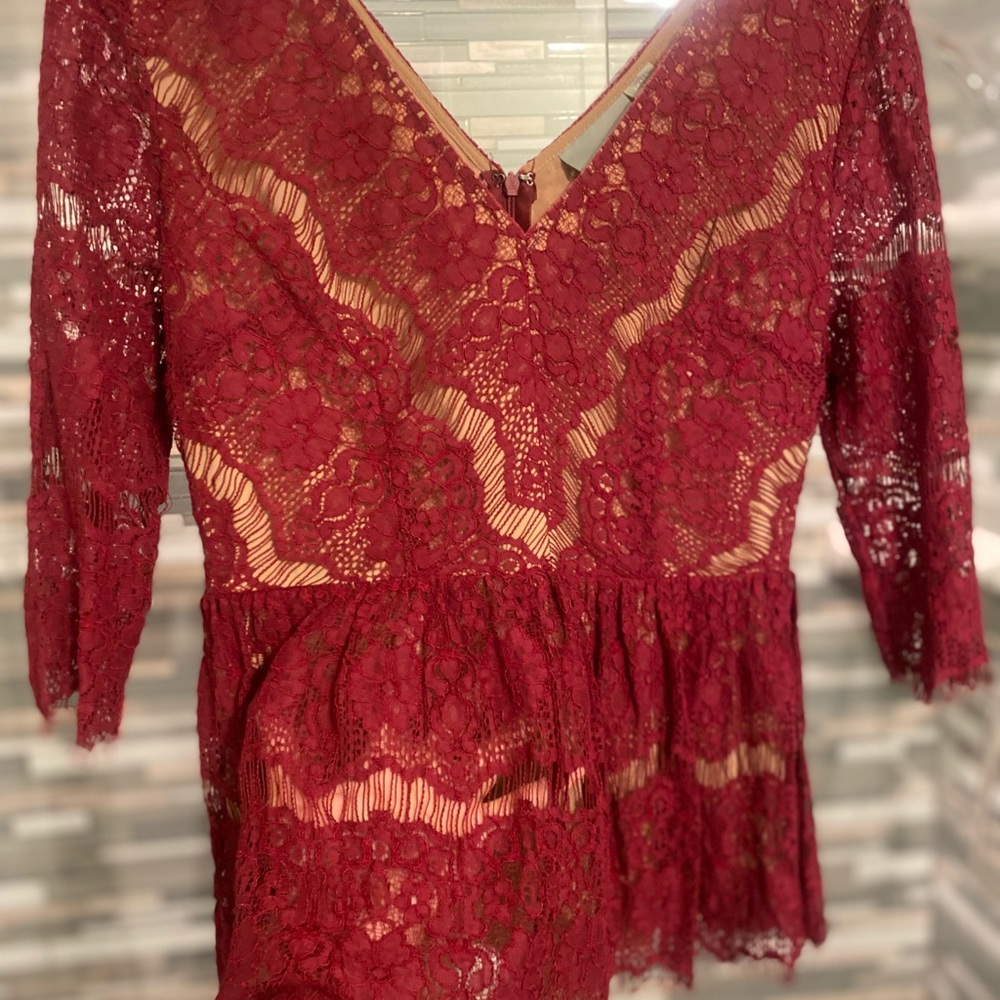 NWT Maeve Anthropologie Maroon Lace Lined Peplum Top - Picture 9 of 12